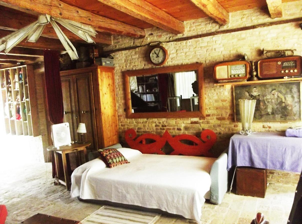 "La Casa Degli Ulivi Art B&B" Trecastelli Zewnętrze zdjęcie