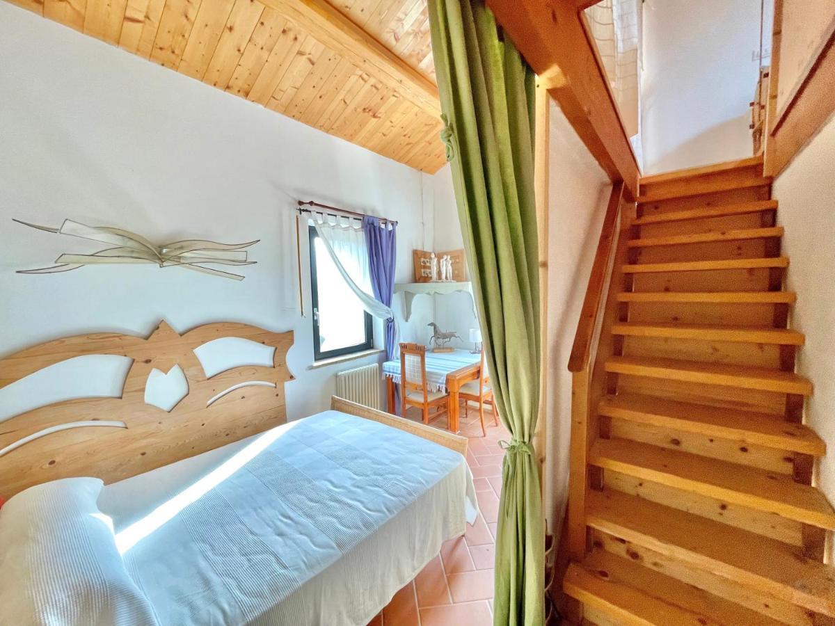 "La Casa Degli Ulivi Art B&B" Trecastelli Zewnętrze zdjęcie